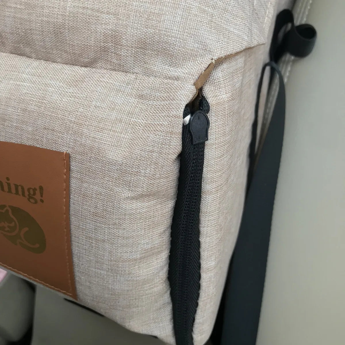 Khaki dog car seat small and large size comparison